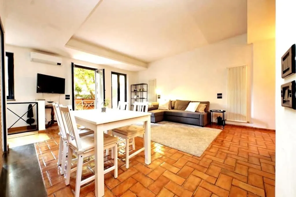 Vatican Luxury Apt With Garden Rome